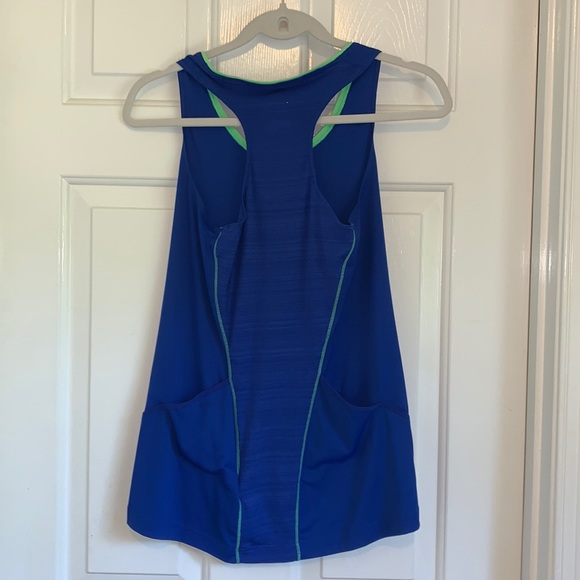 Adidas running tank - Picture 2 of 6
